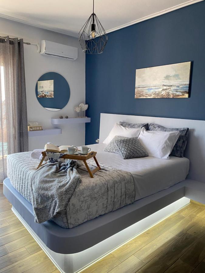 Apartment Seafront Haven - Blue Luxury *